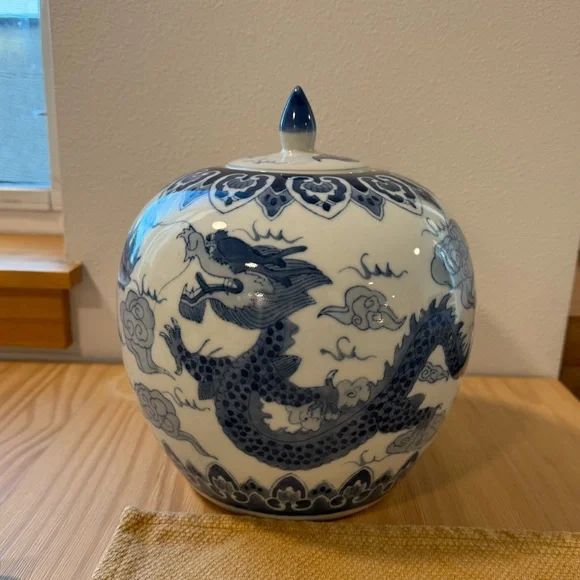 Vintage Chinese Ginger Jar - Picture 2 of 5